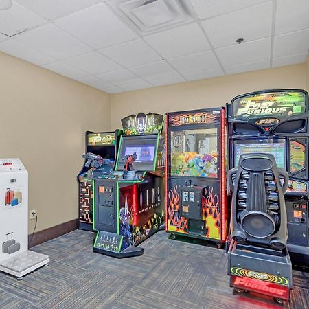 1Br 2 Queens Apt-Hotel With Pool, Hot Tub & Arcade, Near Disney & Universal! Orlando Eksteriør bilde